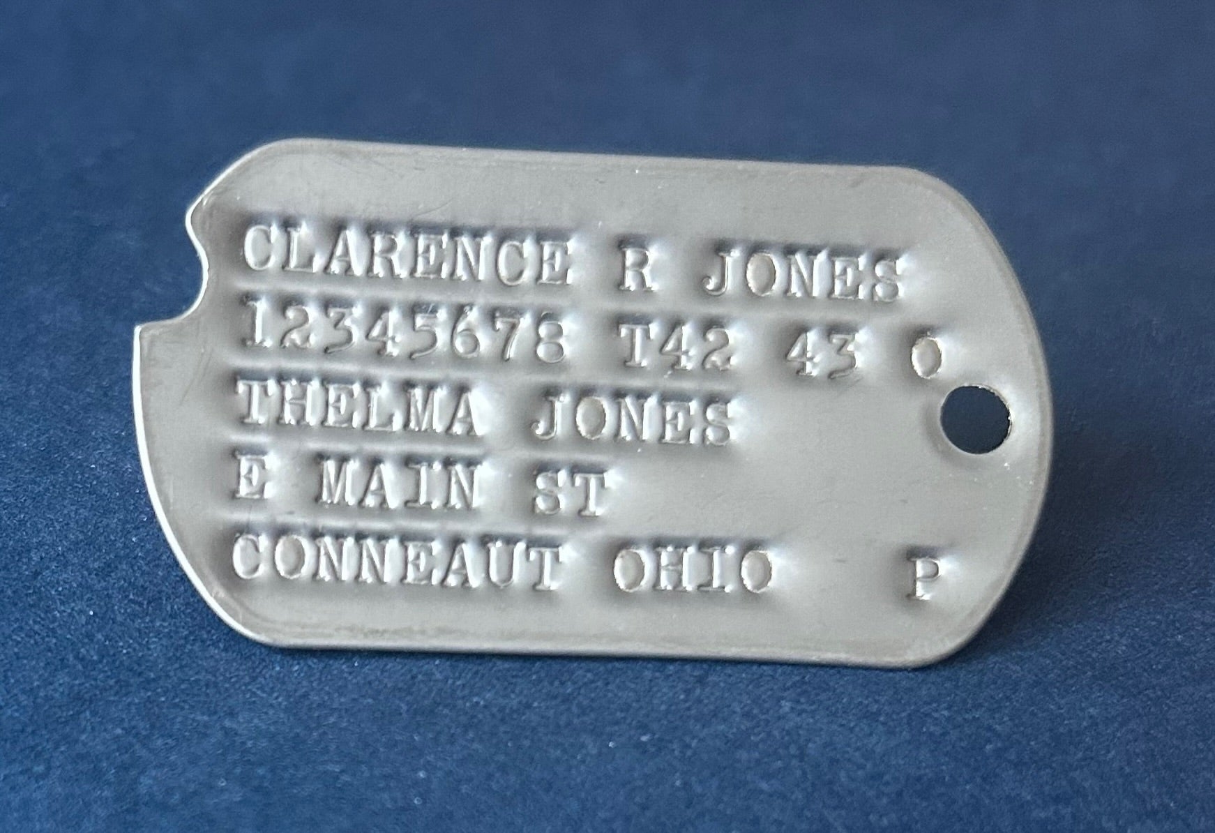 Reproduction WW2 Dog Tag - Notched - YEARS